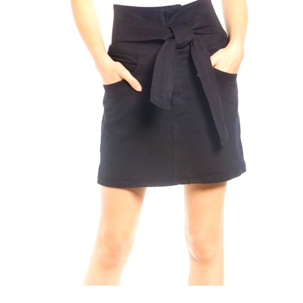 Rebecca Minkoff Tie-front denim skirt Callie SZ S
EUC
Waist:14.5”
Length:17.5”